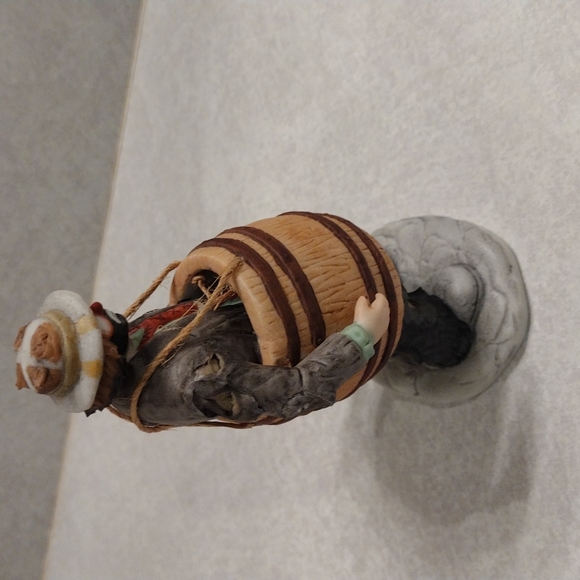 Emmett Kelly Jr. figurine. - Picture 2 of 8